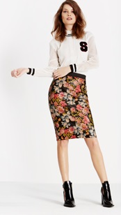 The OVS model ROC'n the floral pencil skirt. 